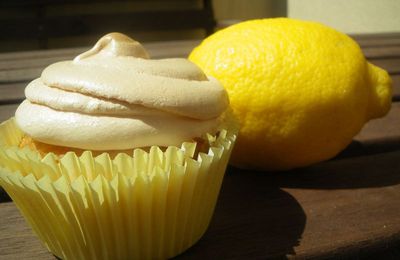 ♥ Mon cupcake façon tarte au citron meringuée.