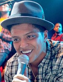 Bruno Mars : profite de l’intégralité de sa musique