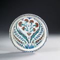 Plat au vase d'œillets, Iznik, vers 1575