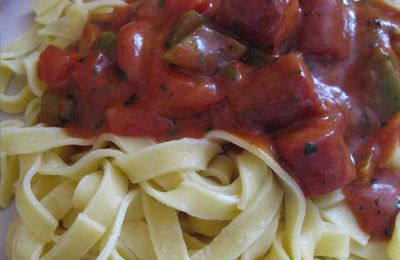 Tagliatelles fraiches aux saucisses et sauce mozzarella