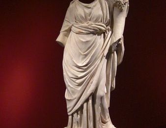 Statue romaine de Fortuna. Circa 2ième siècle avant JC