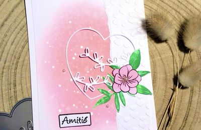 Le fil rose de l’amitié sur Little Scrap !