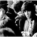 je continue mon best of mick et keith..............