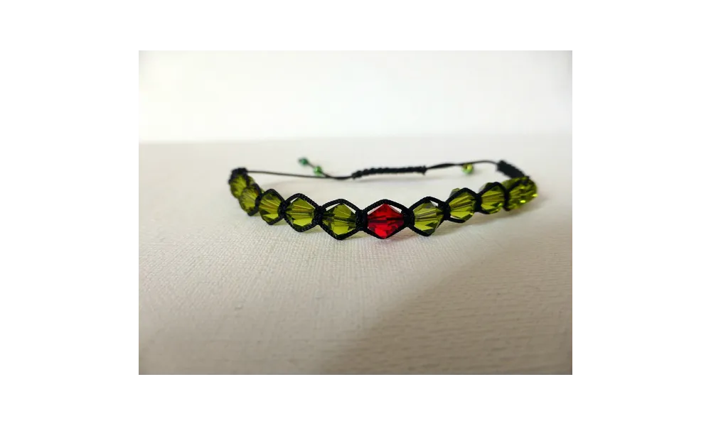 Bracelet en perle "Swarovski" en vert et rouge