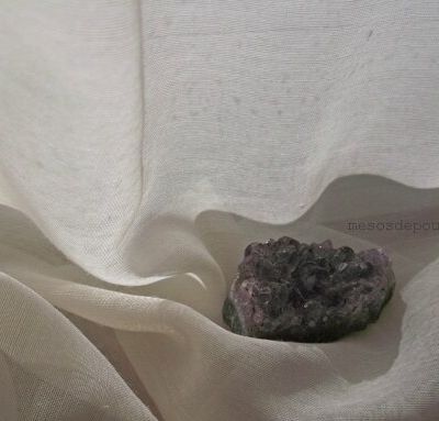 [Bande son: Angel Olsen "The Waiting"] 