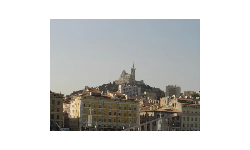 La "Bonne-Mère" ou Notre-Dame de la Garde à Marseille