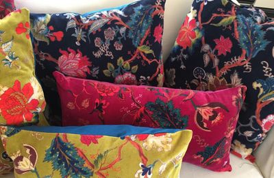 Coussin velours, foire aux coussins... Velours lisse et tissu de créateurs 