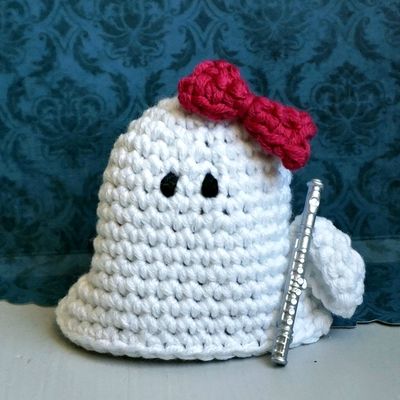 Flûtômette, fantômette au crochet