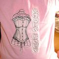 DU TEE SHIRT EN SERIE 