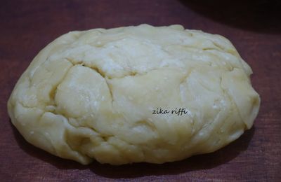 PÂTE A L'HUILE POUR TOURTES - QUICHES ET PETITS SALÉS
