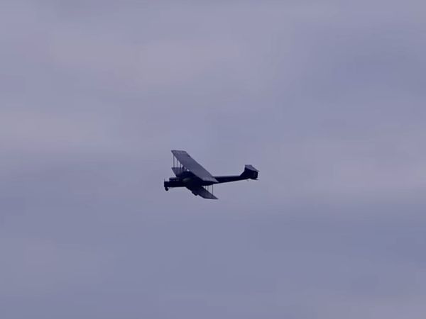 Bonbardier 4 moteurs dela 1ere guerre mondiale : le  ZEPPELIN STAAKEN