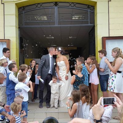 Bonsoir à toutes et tous... Désolée du retard...