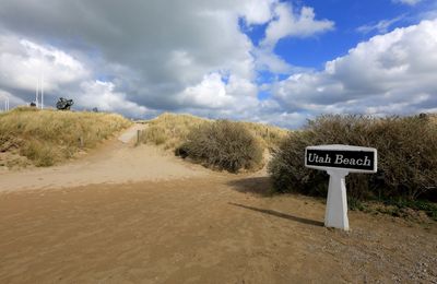 Mémoire du Jour J 1944: De belles âmes se mobilisent contre le "D-Day Land" d'Hervé Morin: un projet qui... n'existe pas!