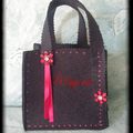 Le sac noir et rouge