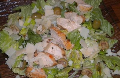 Salade Romaine au Poulet Mariné