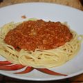 spaghettis en sauce bolognaise végan et rapide