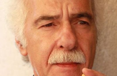 Abdellatif Laâbi (1942 -) : J’aurai aimé t’emprunter tes yeux 