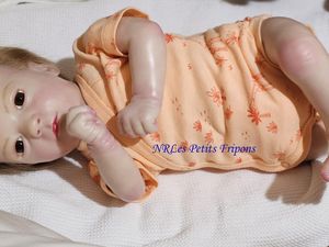 ASHLEY du Kit Realborn Ashley Awake de Bountiful Baby