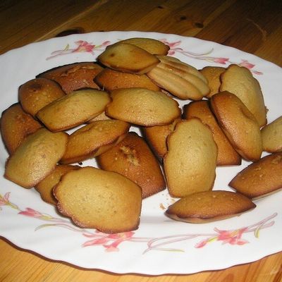 Madeleines au café