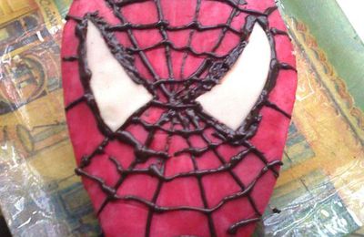 gâteau spiderman