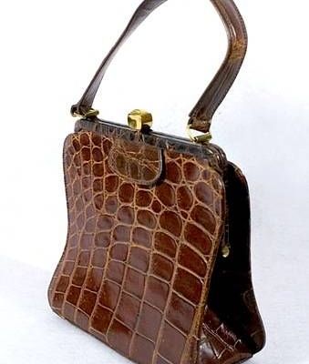 Comment porter un sac vintage ?