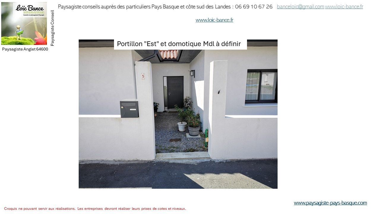 Paysagiste Anglet, étude paysagère aménagement d'une entrée de maison avec portillon et cheminement.