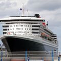 Le Queen Mary 2 en escale à Cherbourg