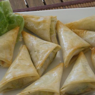 SAMOUSSAS AU CRABE ET AUX PETITS LEGUMES EPICES