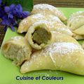 gâteaux Les p'tits biscuits du dimanche : Cornes de gazelle pêche- pistache et coco citron 