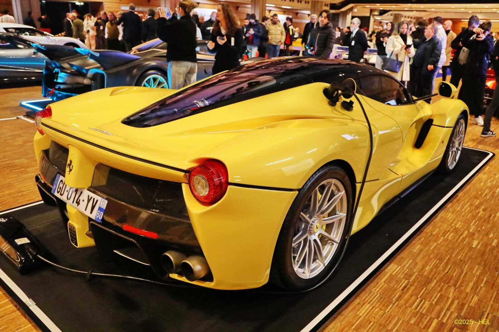 Ferrari LaFerrari #208219_03 - 2015 [I] HL_GF