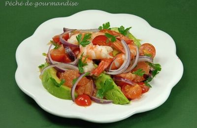 Salade de crevettes, pamplemousse et avocat  au piment