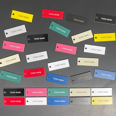 Nouveau distributeur de plaques de boite aux lettres 