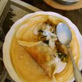 Crêpes à la farine d'épeautre, poireaux et béchamel