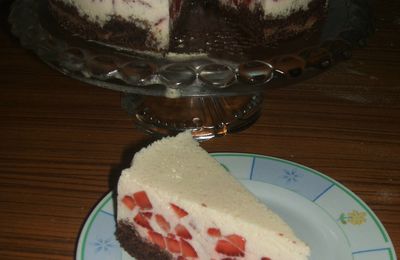 CHEESECAKE AUX FRAISES  sans cuisson