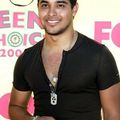Bijoux masculins sur stars de Hollywood (2)