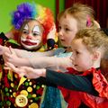 CARNAVAL EN MATERNELLE, L’AUTRE MANIÈRE DE PORTER LE MASQUE. 