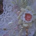 LACE BOOK SHABBY