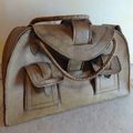 S1132 : Sac cuir ethnique 70's