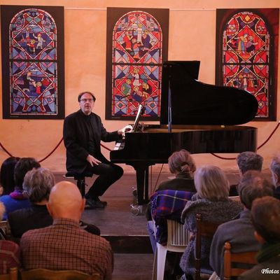 Sacha Stefanovic en concert à la chapelle des pénitents à Nant (12)