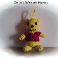 WINNIE L'OURSON PORTE-CLEF EN CROCHET 