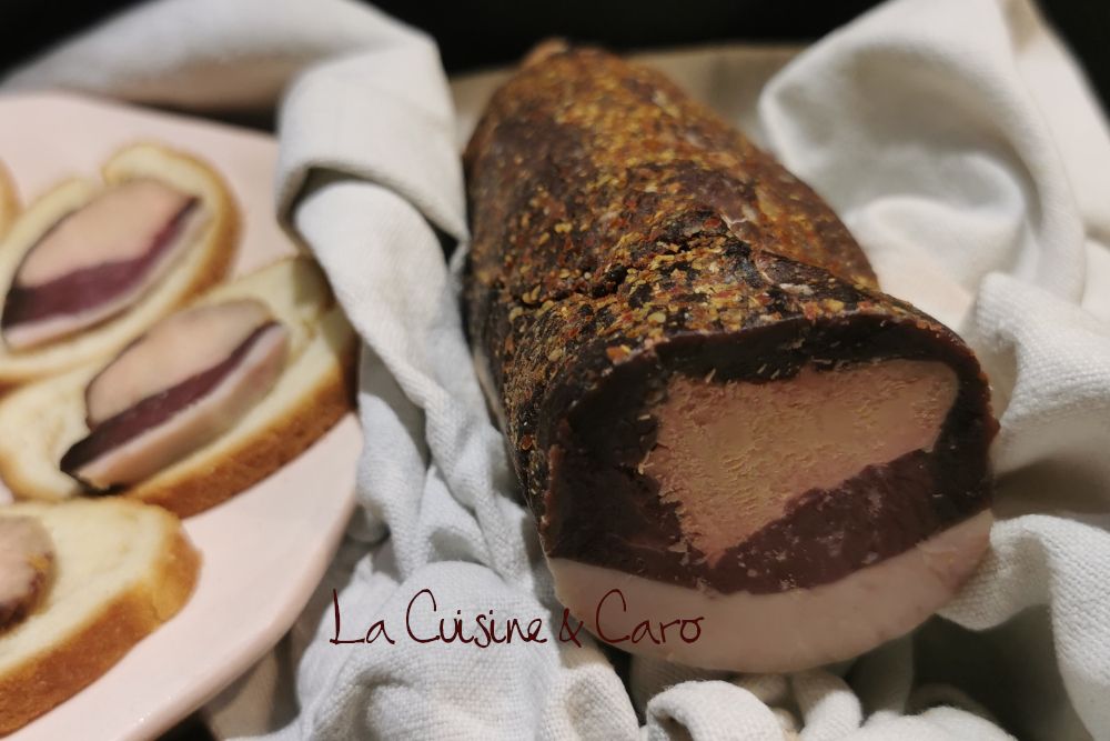 Magret séché au piment d'Espelette fourré au foie gras