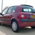 Clio II Billabong rouge cerise :-)