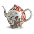 A rare Chinese Export Famille-Verte peach-form 'Surprise' teapot. Kangxi period, circa 1720