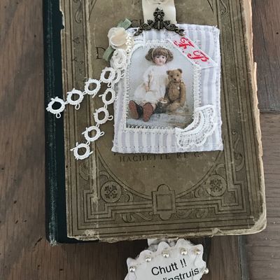 TOUT DABORD JE VOUS SOUHAITE À TOUTES UNE BONNE ET JOLIE ANNEE 2018