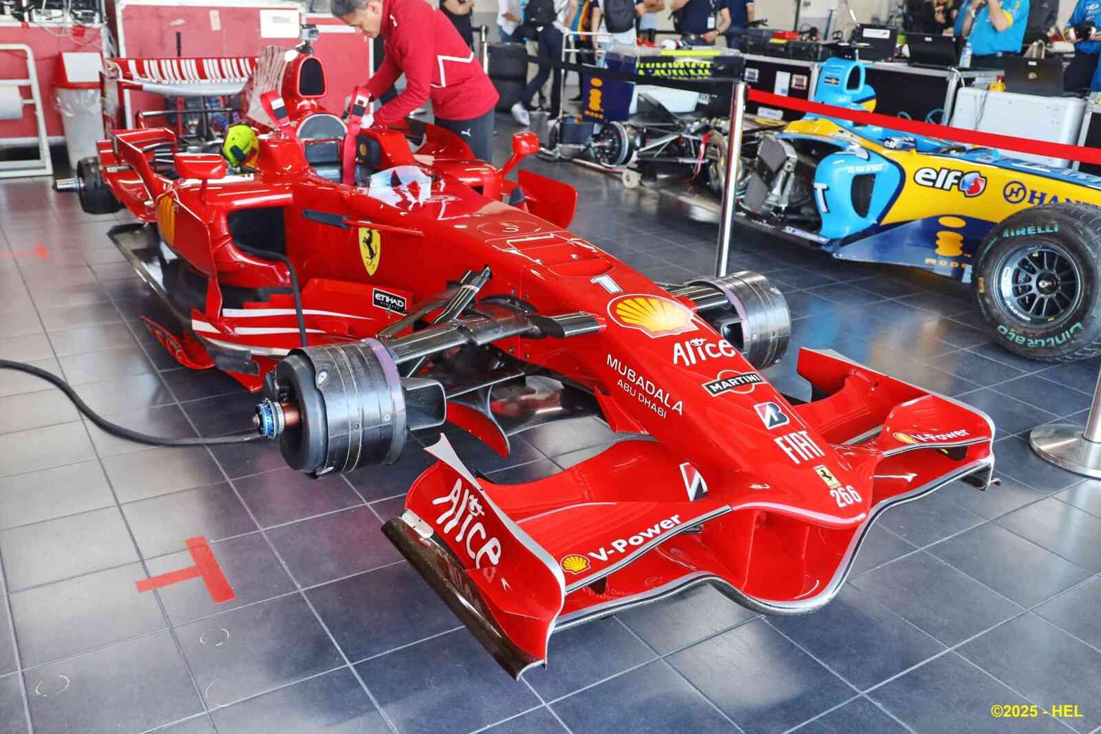 2008 - Ferrari F1 2008 #266_25 HL_GF