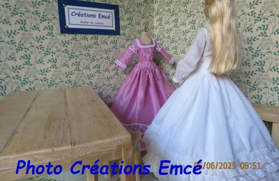Cinderella basic Blonde - La Robe et la fin du Corsage de dessus