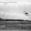 Meeting aérien de Nice 1910 - Michel Eiffimoff en évolution au'dessus du champ d'aviation de la Californie