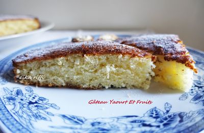 GÂTEAU AU YAOURT ET AUX FRUITS / RECETTE DE GRIMOIRE