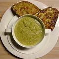 Soupe de brocoli à la bière, tartines au cheddar