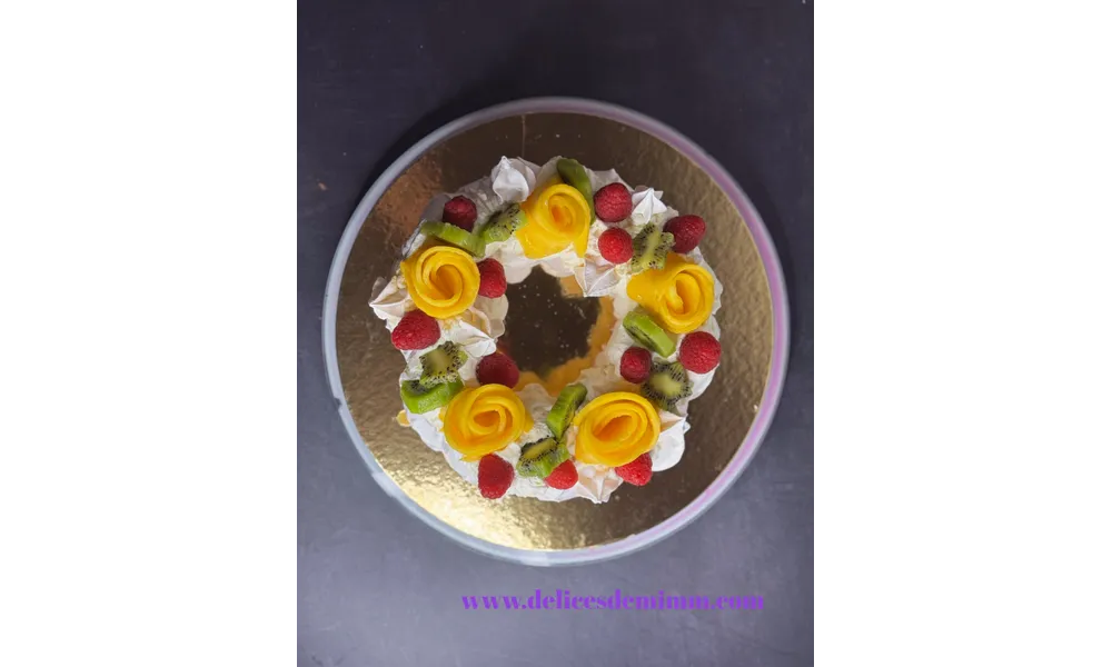 Pavlova en couronne de Noël